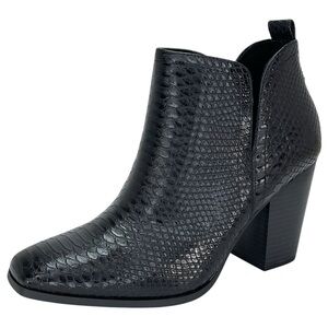 Sun + Stone Pollyy Black Faux Snakeskin Style Womens Ankle Boots Size 7M